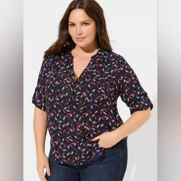 Torrid Black Print Harper 3/4 Sleeve Pullover Blouse Plus Size 1x - Picture 1 of 12